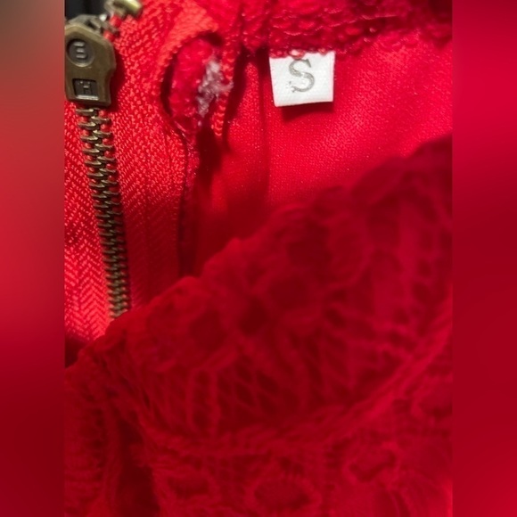 Little Red Dress Size Small Lace Off-Shoulder Lady in Red🔥 - Picture 6 of 6